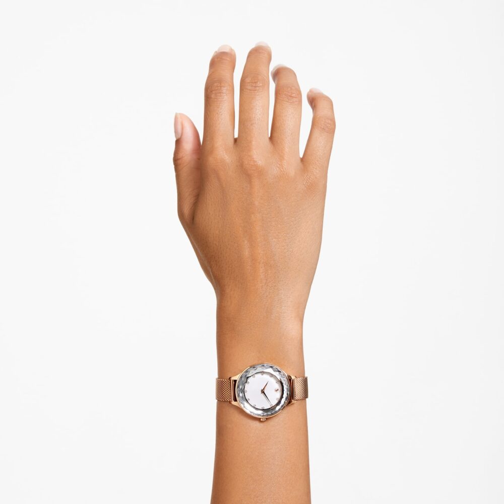  SWAROVSKI Octea Nova watch